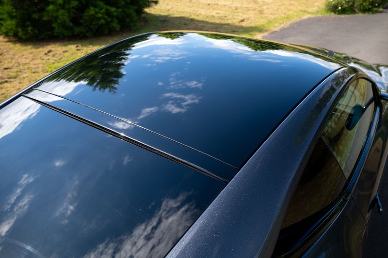 Aston Martin  DB12 Auto