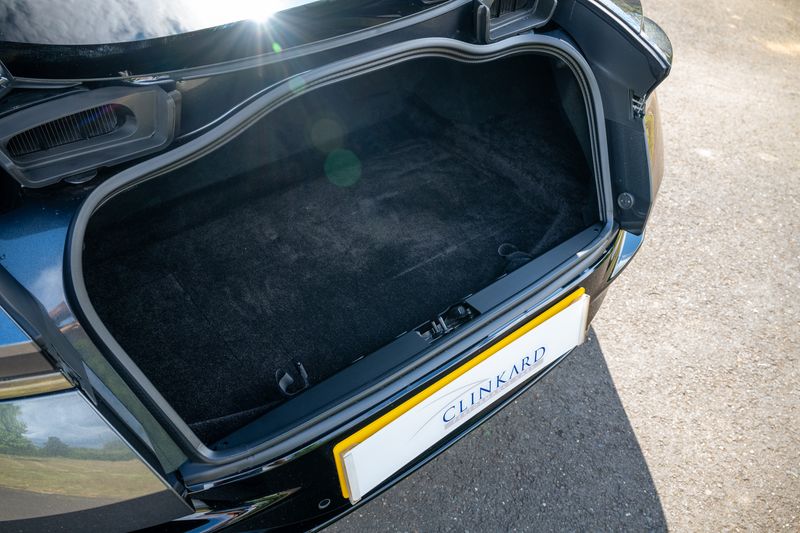 Aston Martin  DB12 Auto