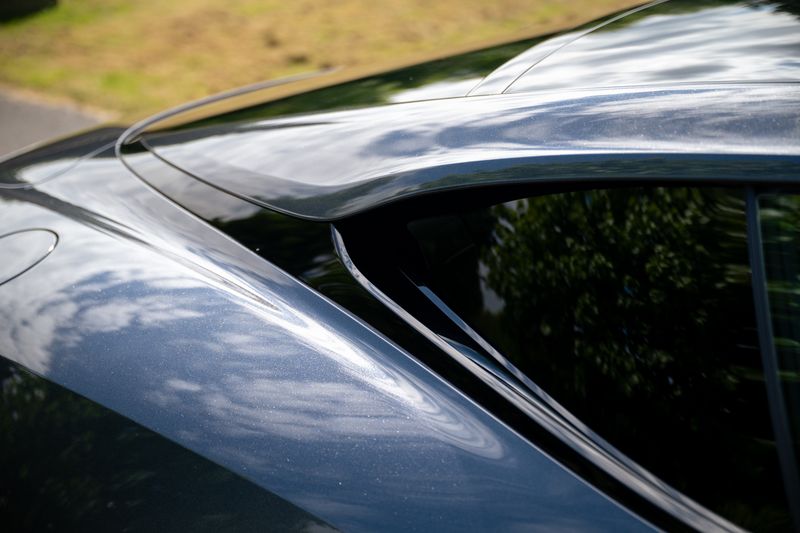 Aston Martin  DB12 Auto