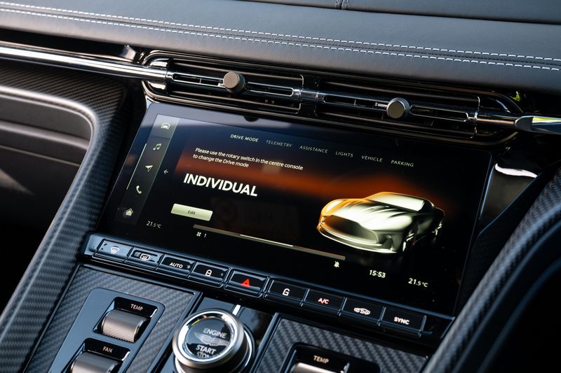 Aston Martin  DB12 Auto