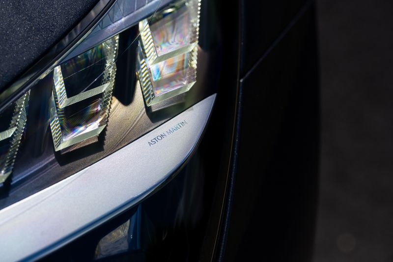 Aston Martin  DB12 Auto