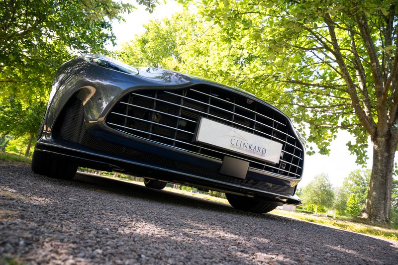 Aston Martin  DB12 Auto