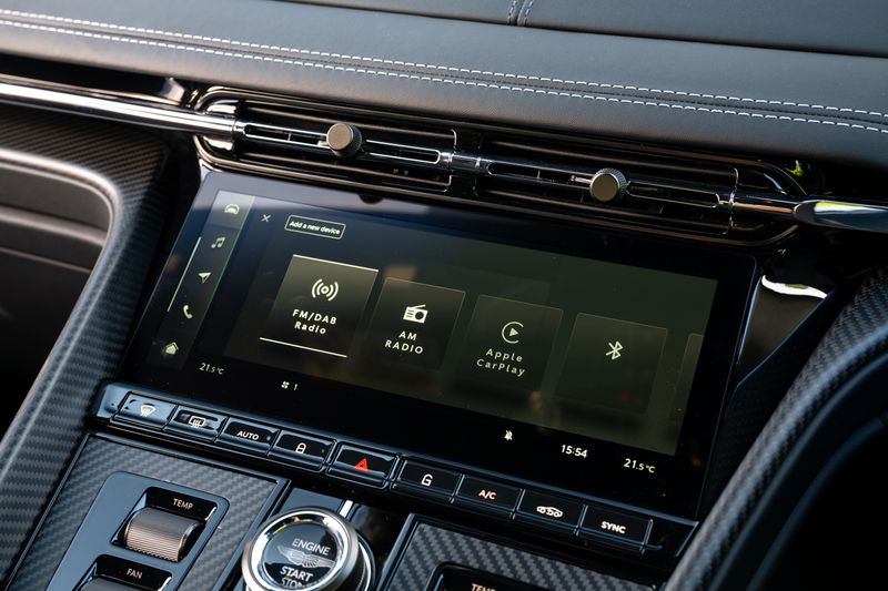 Aston Martin  DB12 Auto