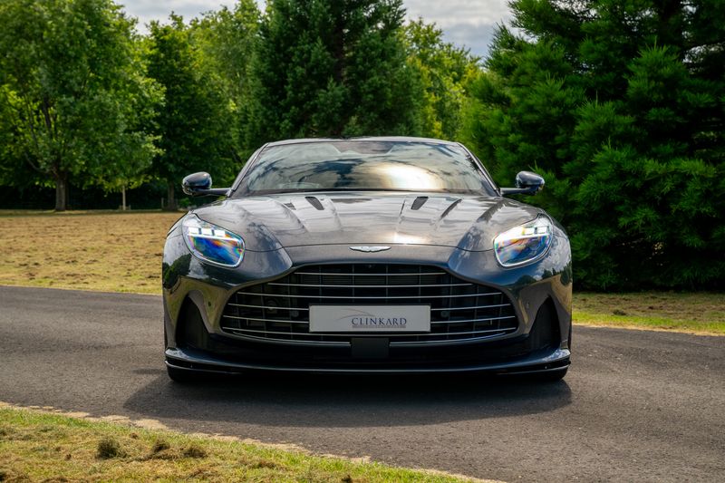 Aston Martin  DB12 Auto