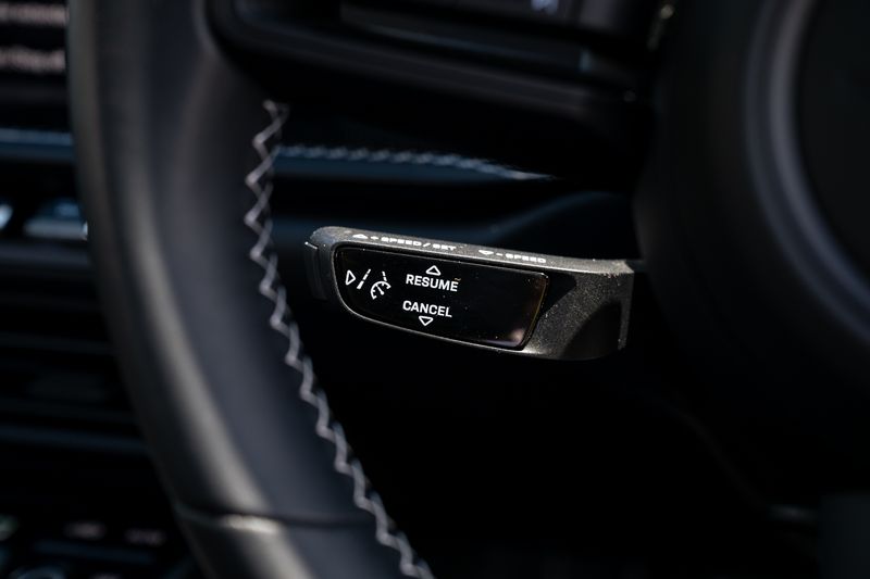 Porsche 911 (992) GT3 Touring