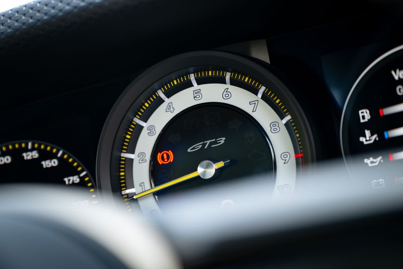 Porsche 911 (992) GT3 Touring