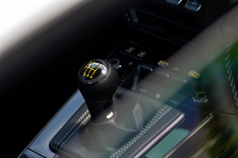 Porsche 911 (992) GT3 Touring