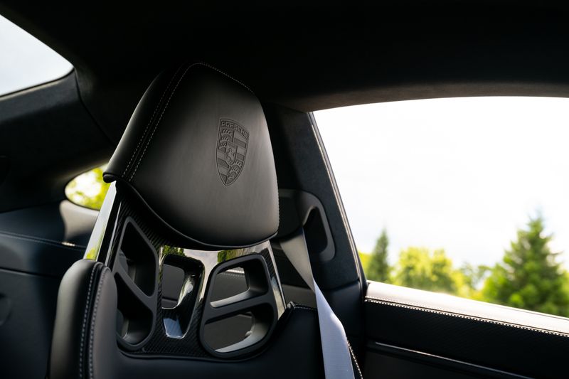 Porsche 911 (992) GT3 Touring