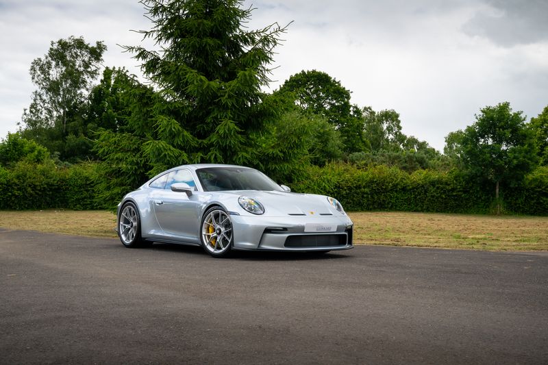 Porsche 911 (992) GT3 Touring