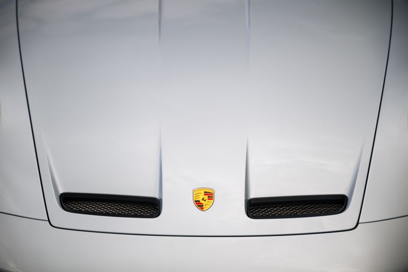 Porsche 911 (992) GT3 Touring