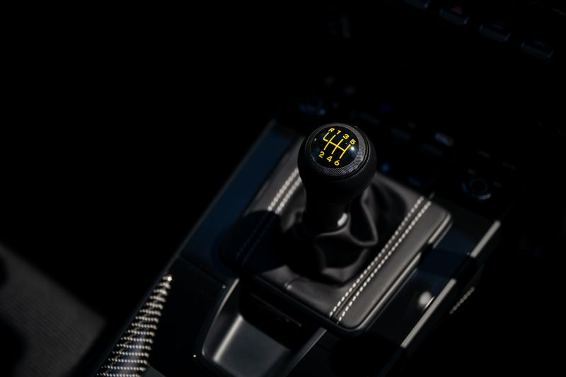 Porsche 911 (992) GT3 Touring