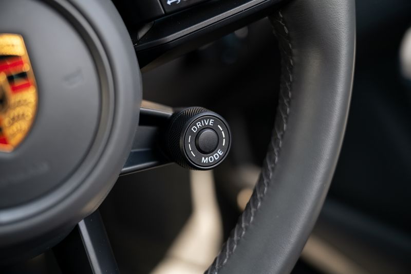 Porsche 911 (992) Carrera S PDK