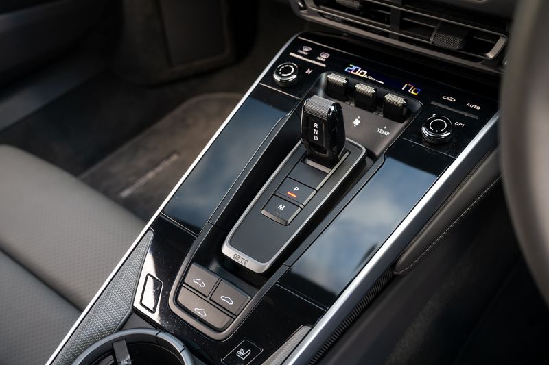 Porsche 911 (992) Carrera S PDK