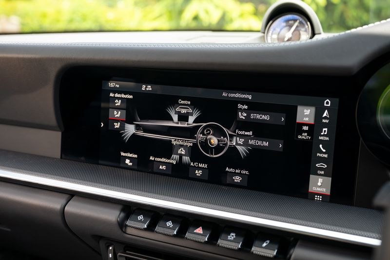 Porsche 911 (992) Carrera S PDK