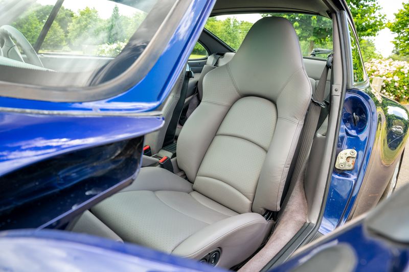 1995 Porsche 911 (993) Carrera 4