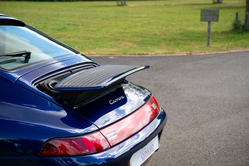 1995 Porsche 911 (993) Carrera 4
