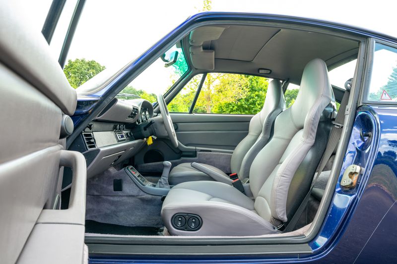 1995 Porsche 911 (993) Carrera 4