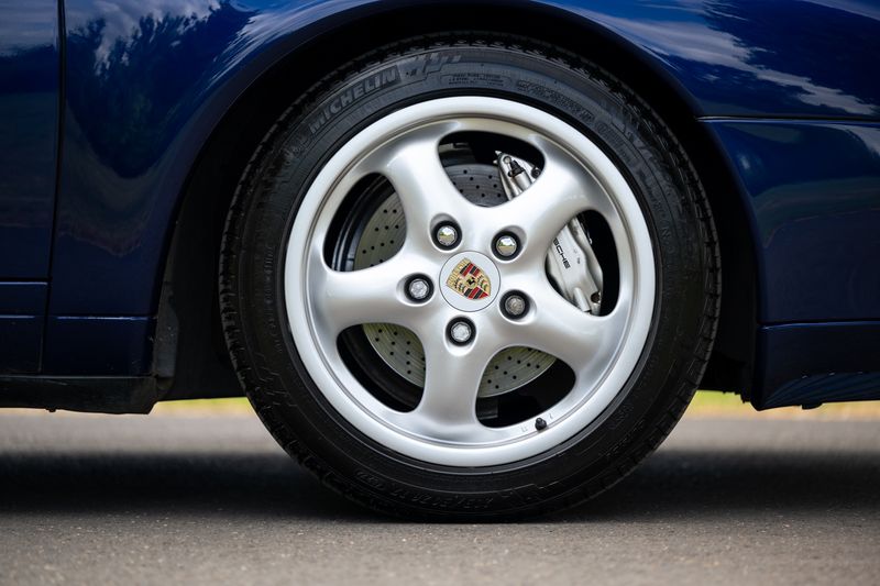 1995 Porsche 911 (993) Carrera 4