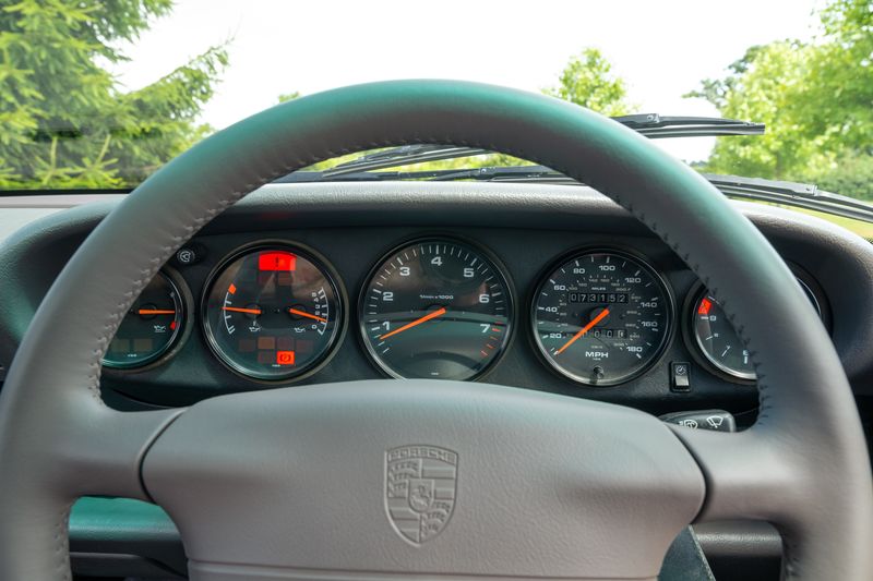 1995 Porsche 911 (993) Carrera 4
