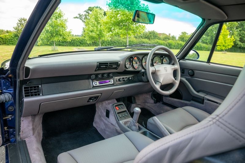 1995 Porsche 911 (993) Carrera 4
