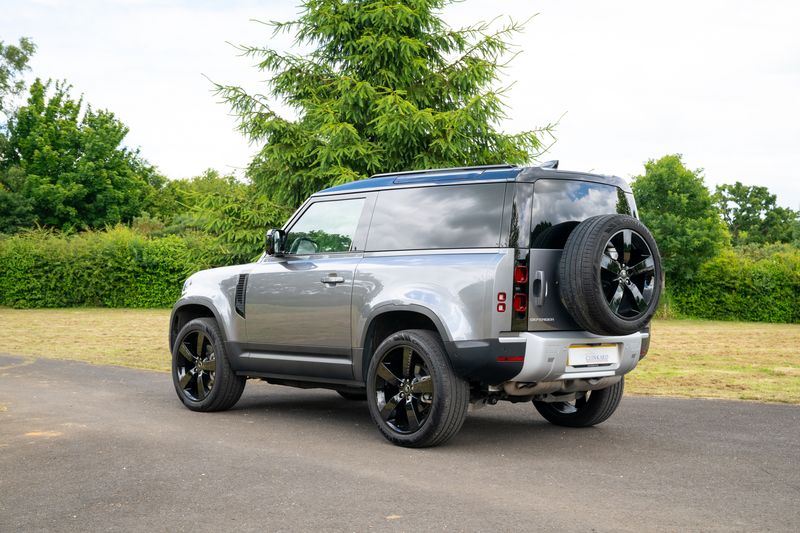 Landrover Defender 90 Commercial 3.0 D250 HSE VAT Q