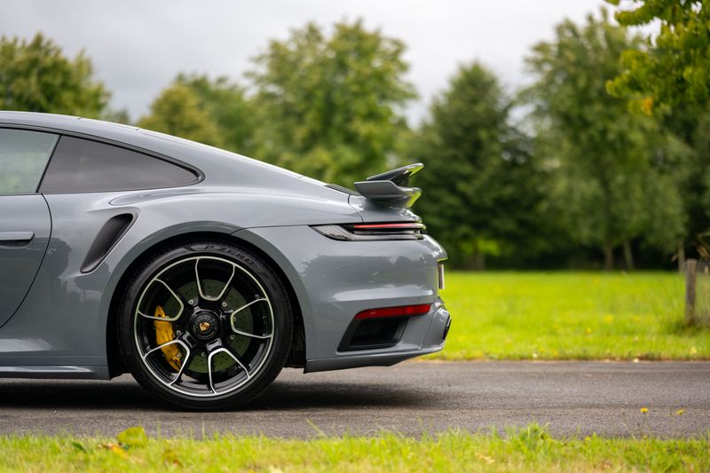 Porsche 911 Turbo S