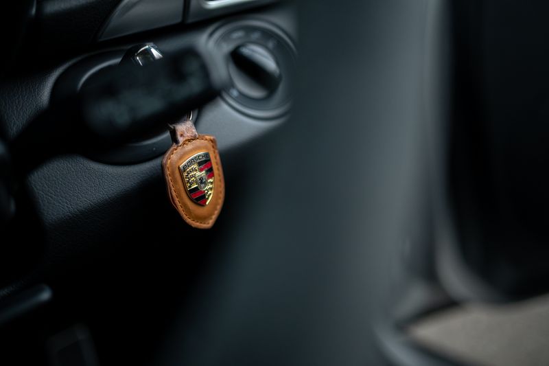 Porsche 911(997.2) GTS Coupe (Manual)