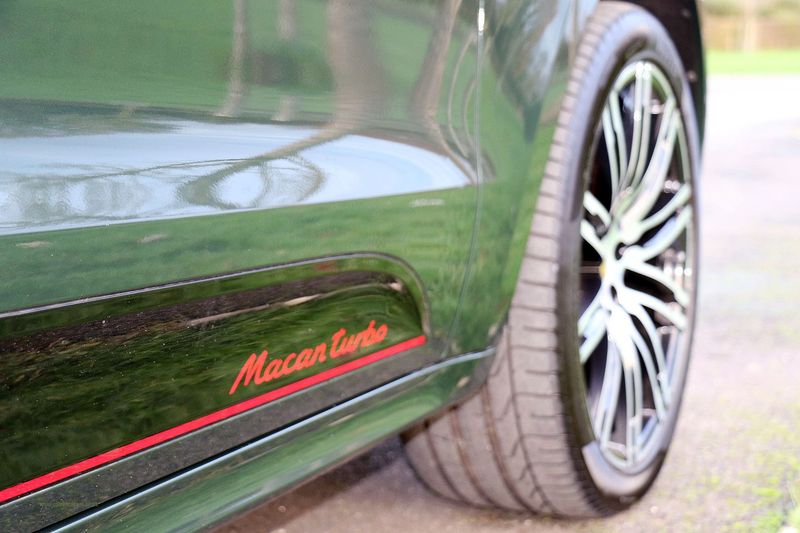 Porsche Macan Turbo Exclusive Performance - One Owner FPSH