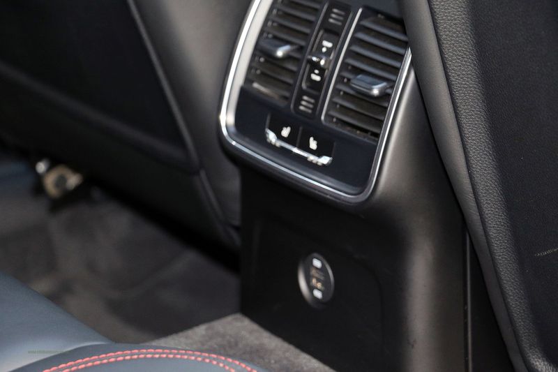 Porsche Macan Turbo Exclusive Performance - One Owner FPSH