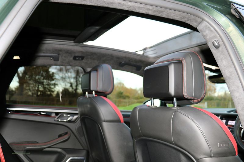 Porsche Macan Turbo Exclusive Performance - One Owner FPSH