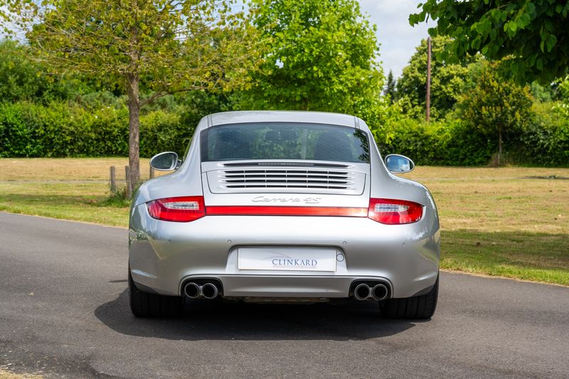 Porsche 911 (997.2) Carrera 4S Coupe (Manual)