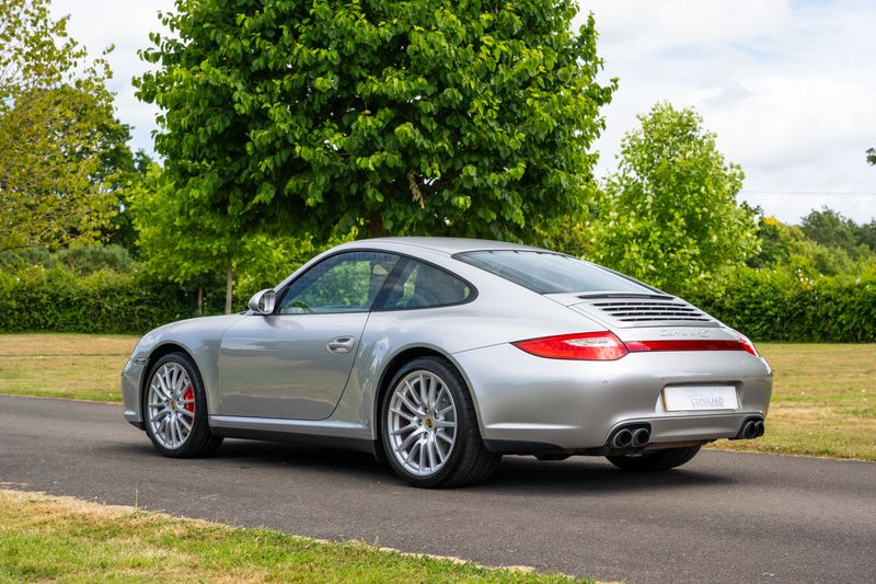 Porsche 911 (997.2) Carrera 4S Coupe (Manual)