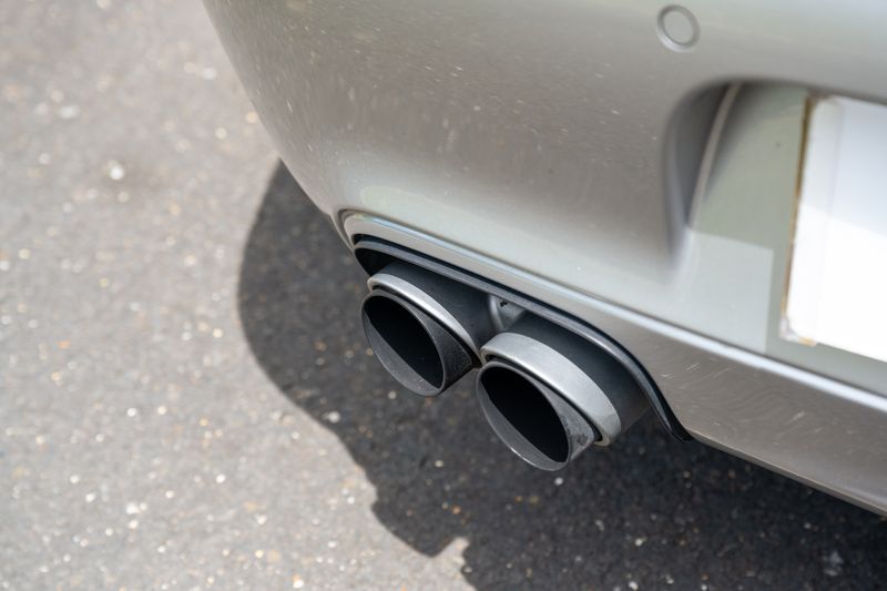 Porsche 911 (997.2) Carrera 4S Coupe (Manual)