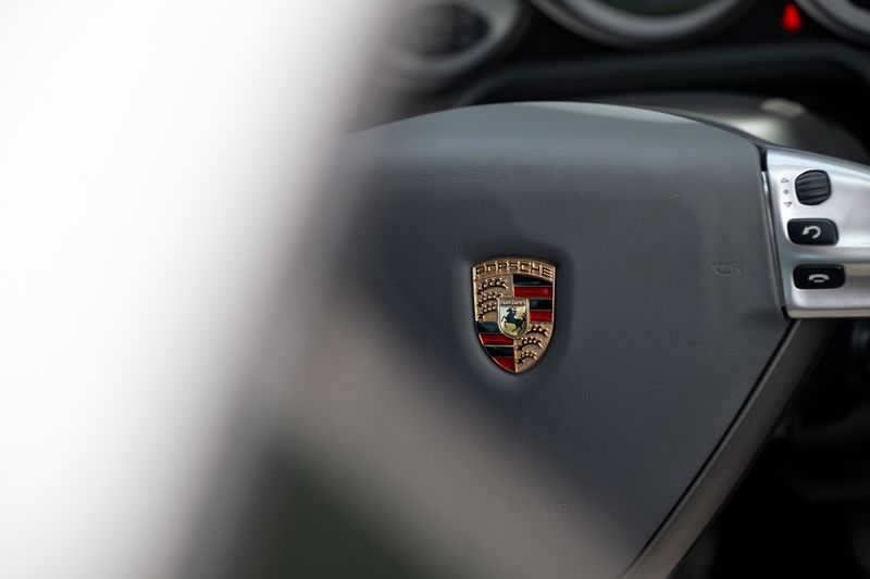 Porsche 911 (997.2) Carrera 4S Coupe (Manual)