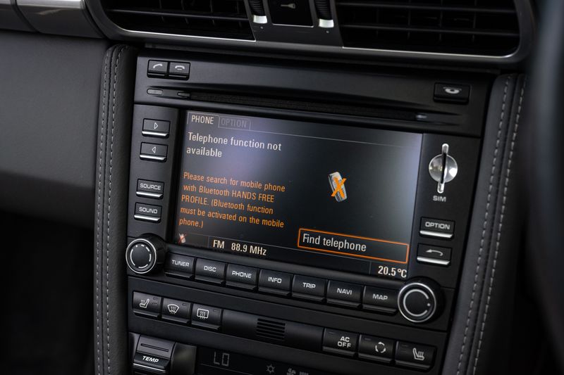 Porsche 911 (997.2) Carrera 4S Coupe (Manual)