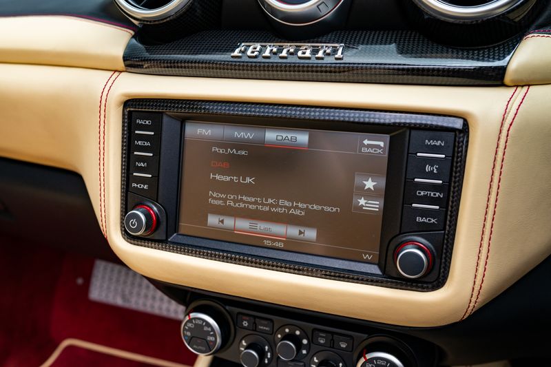 Ferrari California T V8 F1 DCT