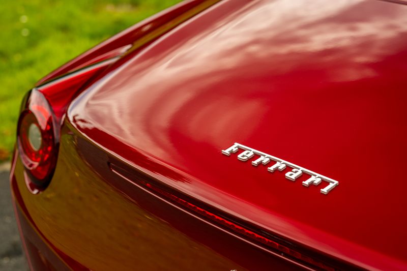 Ferrari California T V8 F1 DCT