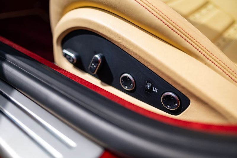 Ferrari California T V8 F1 DCT