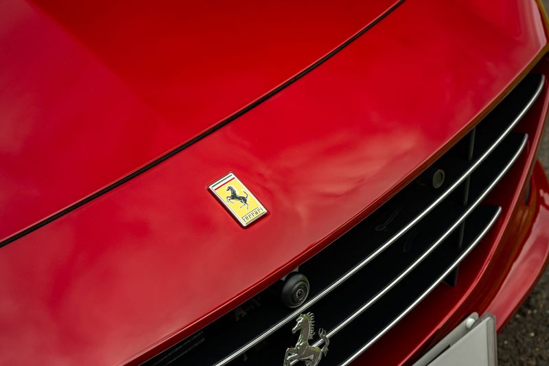 Ferrari California T V8 F1 DCT