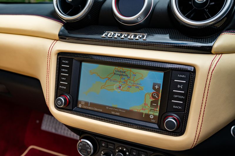 Ferrari California T V8 F1 DCT