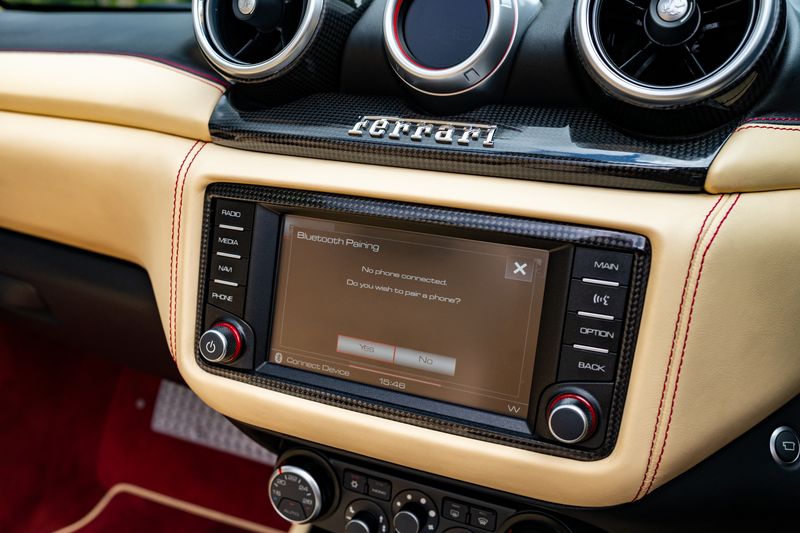 Ferrari California T V8 F1 DCT