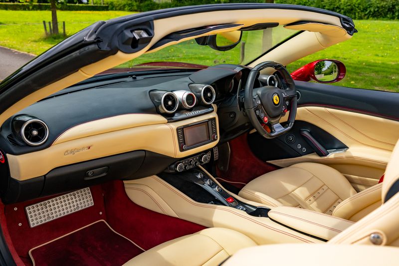 Ferrari California T V8 F1 DCT