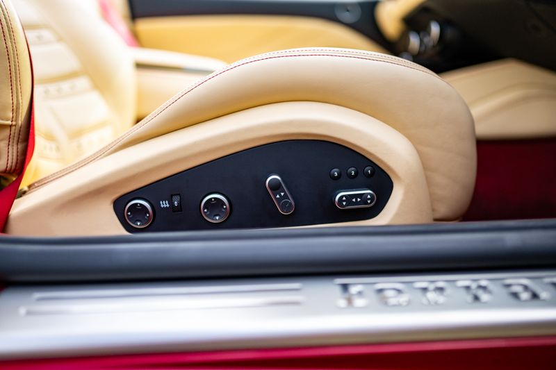 Ferrari California T V8 F1 DCT