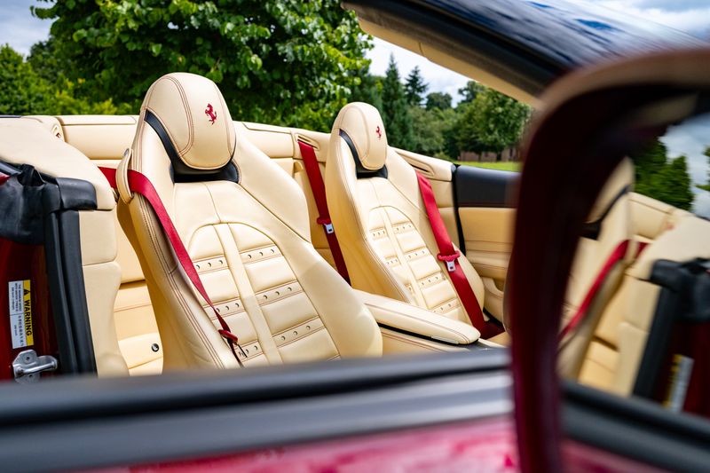 Ferrari California T V8 F1 DCT