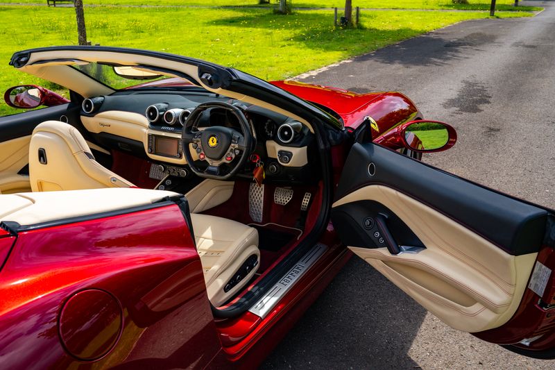 Ferrari California T V8 F1 DCT