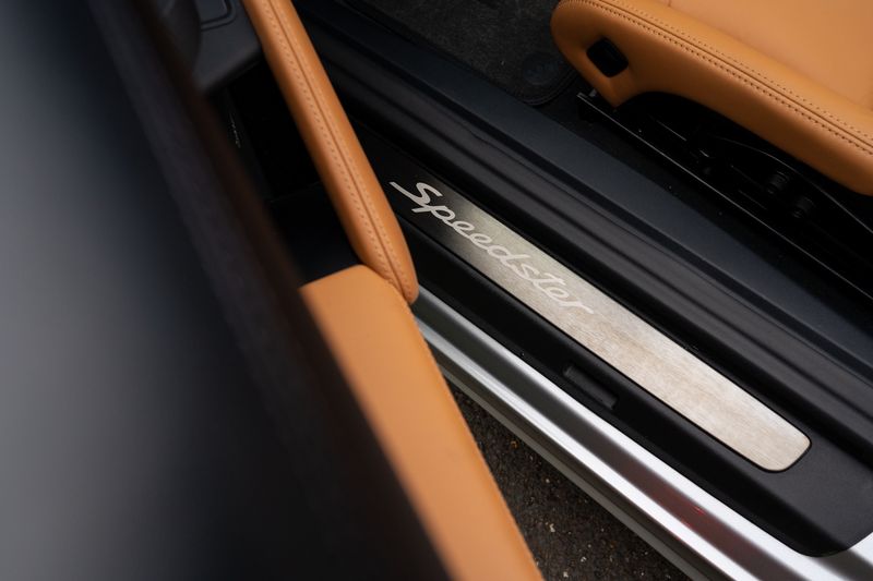 Porsche 911 (991) Speedster Heritage  Design Package