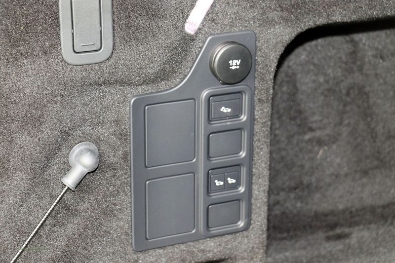 Landrover Discovery Commercial 3.0 HSE 306 VAT Qualifying