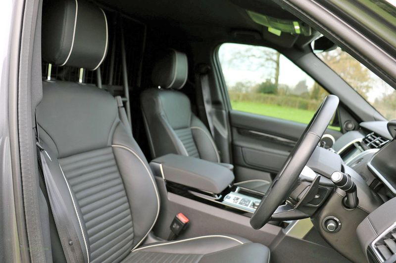 Landrover Discovery Commercial 3.0 HSE 306 VAT Qualifying