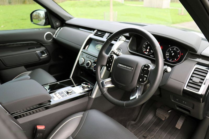 Landrover Discovery Commercial 3.0 HSE 306 VAT Qualifying