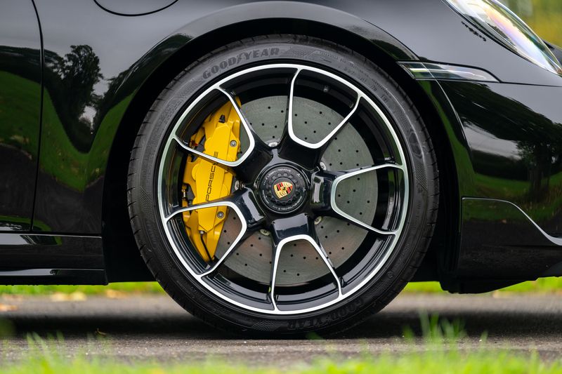 Porsche 911 (992) Turbo S PDK